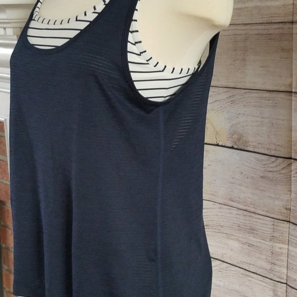 Athleta Fully Focused Top Tank Bra Support Navy Blue / White Size XXS EUC - Picture 14 of 15